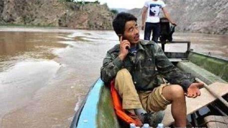 捞尸人夜晚捞尸全过程,民间真实的捞尸人