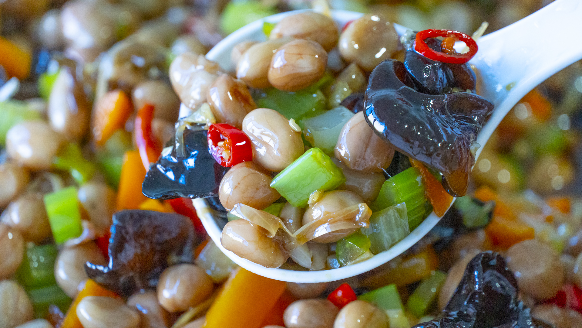 失眠吃什么好5款助眠食谱,对睡眠有好处失眠最怕吃这道菜