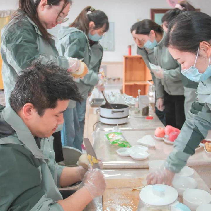 心中有爱幼儿园,幼儿园食育课程教师培训