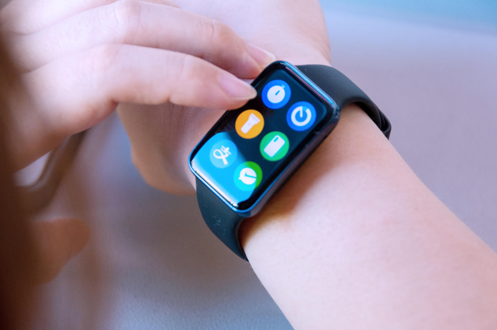 小米手环7pro详细测评最新,小米手环7pro详细功能讲解