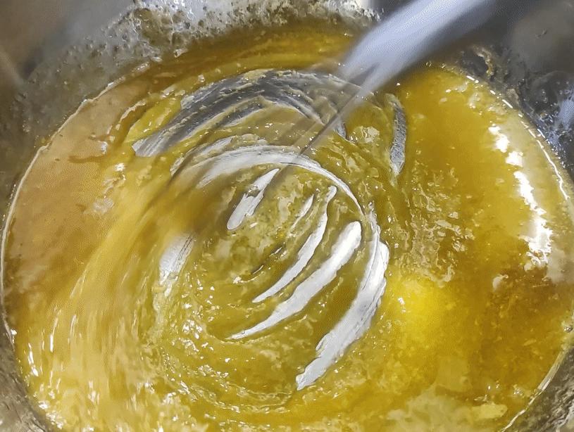 教你制作戚风蛋糕香甜美味喧软,一看就会做的戚风蛋糕详细做法