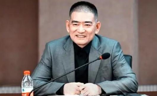 老隆鑫人独家揭秘：企业是如何一步步倒下的？