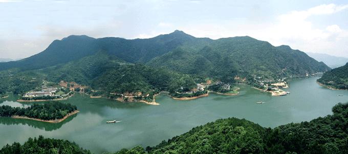 梅州是一个神奇的城市,梅州客家历史文化街区