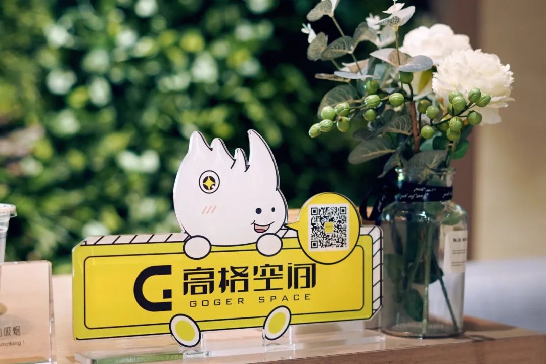 天鹅湖畔小区到百利中心怎么走,百利中心滨湖