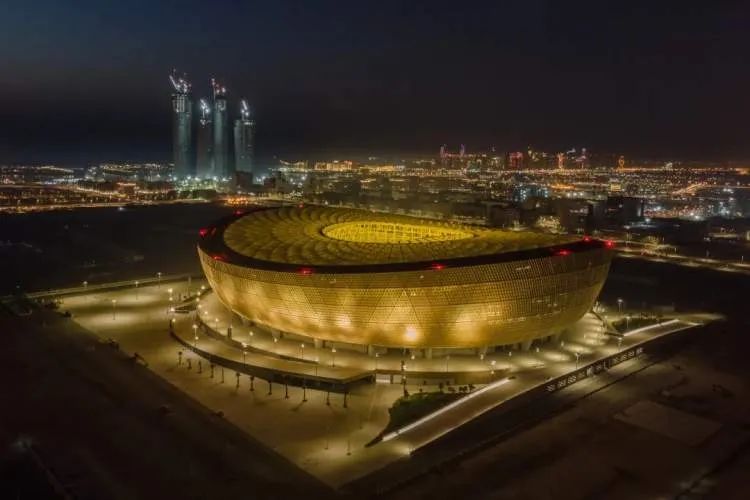 聚焦卡塔尔世界杯2022,卡塔尔世界杯球场环形屏