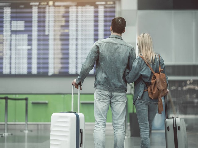 藏山旅游跟团,藏西和藏东哪个适合旅游