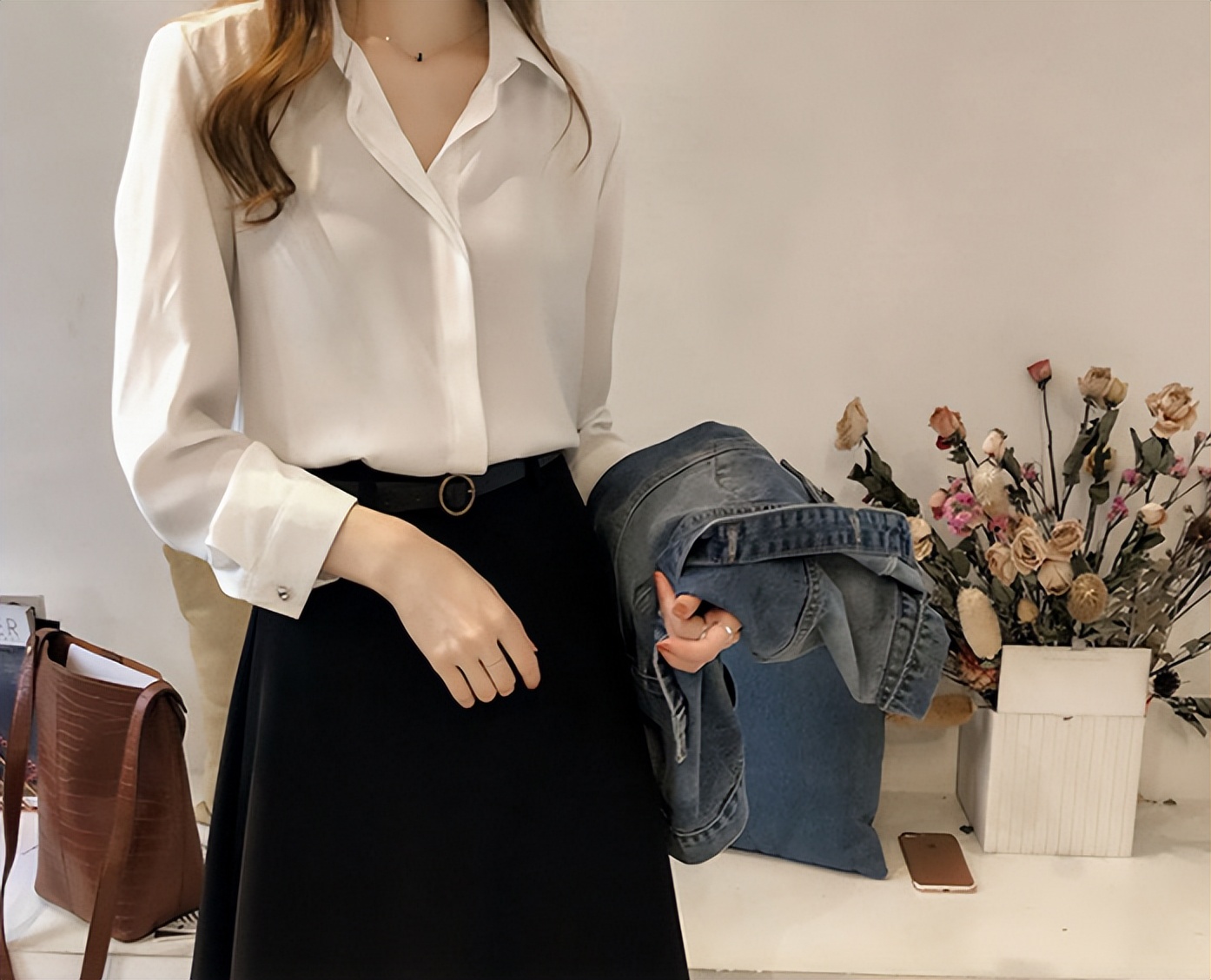 衬衫+半裙，这样穿显瘦显女人气息，上学工作约会一套解决了