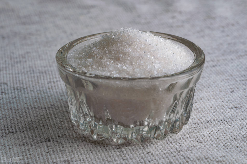 白糖和洗衣粉能解决什么难题,白糖倒在洗衣粉里有什么作用