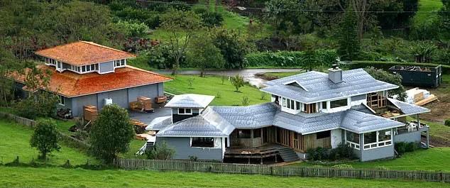 奥普拉美国豪宅,奥普拉财富