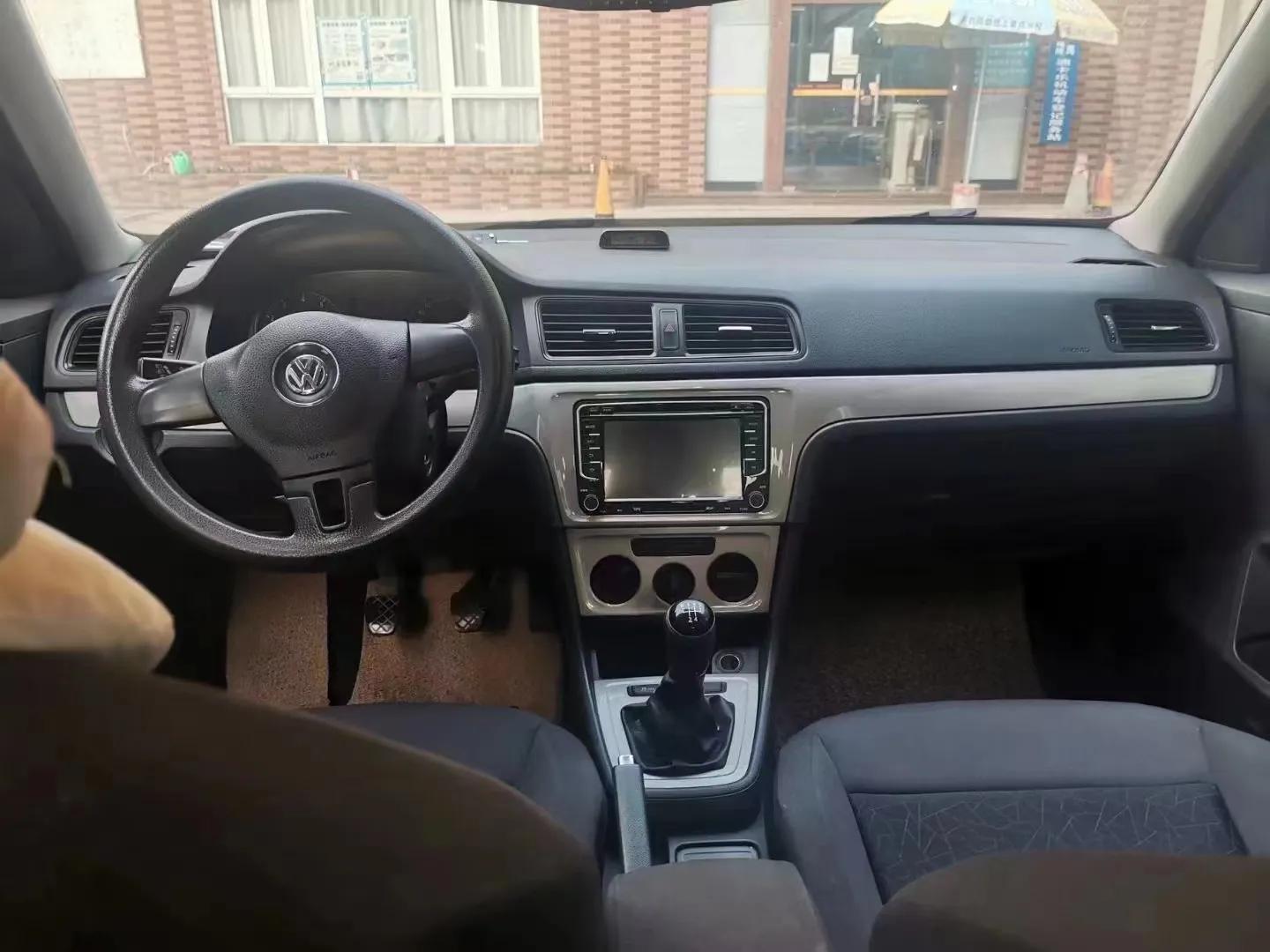 大众朗逸2014款报价1.6手动,2011-2015手动挡朗逸1.6车型