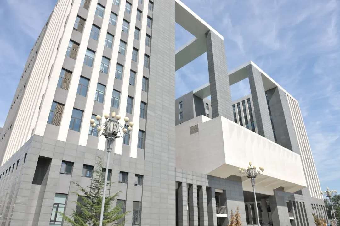 流水线招刚初中毕业的人吗,流水线招职校实习生原因