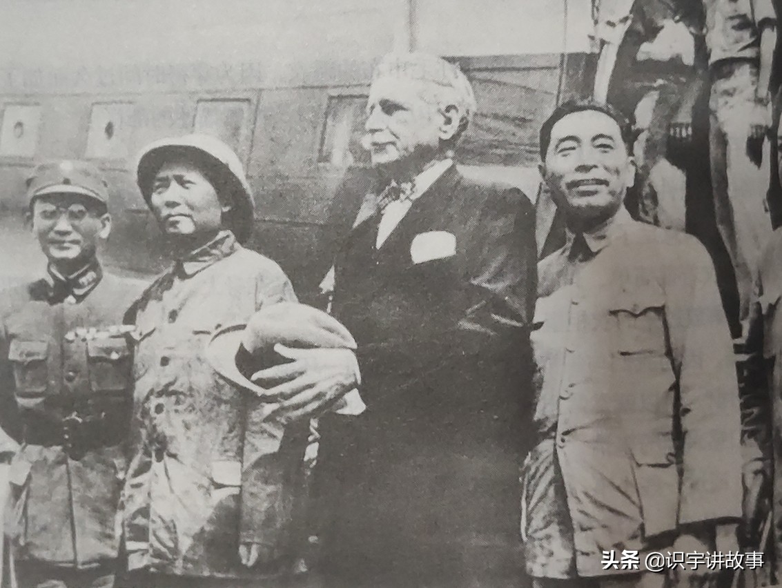 一次看个够！精心收集毛主席100张经典老照片，一起领略伟人风采