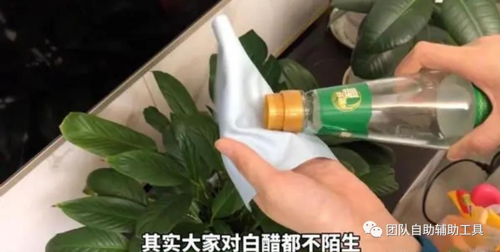 电视屏幕脏了该怎样正确擦,电视机屏幕脏了用什么擦最好