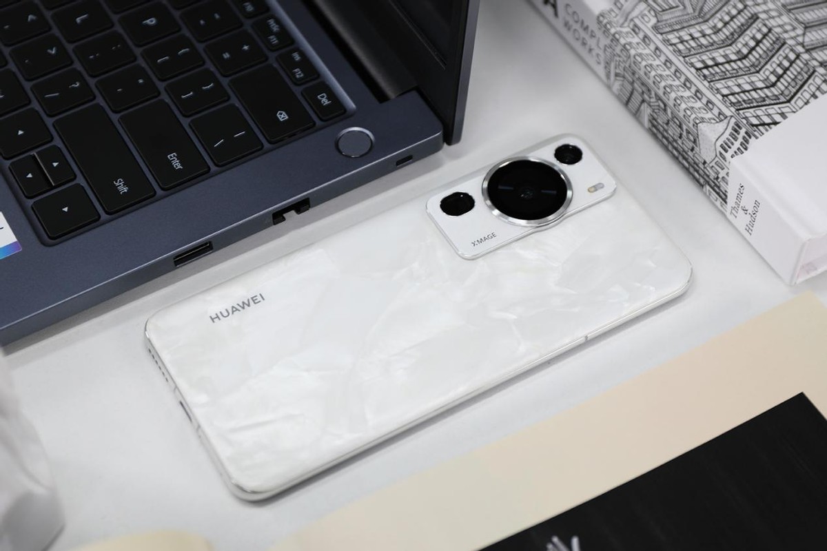 6千元买华为p60pro值得吗,手机热销榜第一名华为p60pro