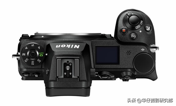 买尼康z6ii还是z5,尼康z6ii和佳能r6