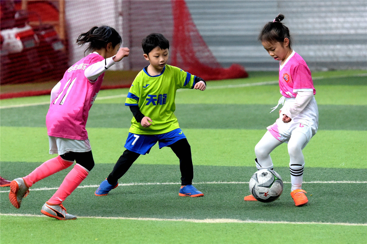 桂林翠竹小学足球赛,桂林市临桂区第一小学足球赛