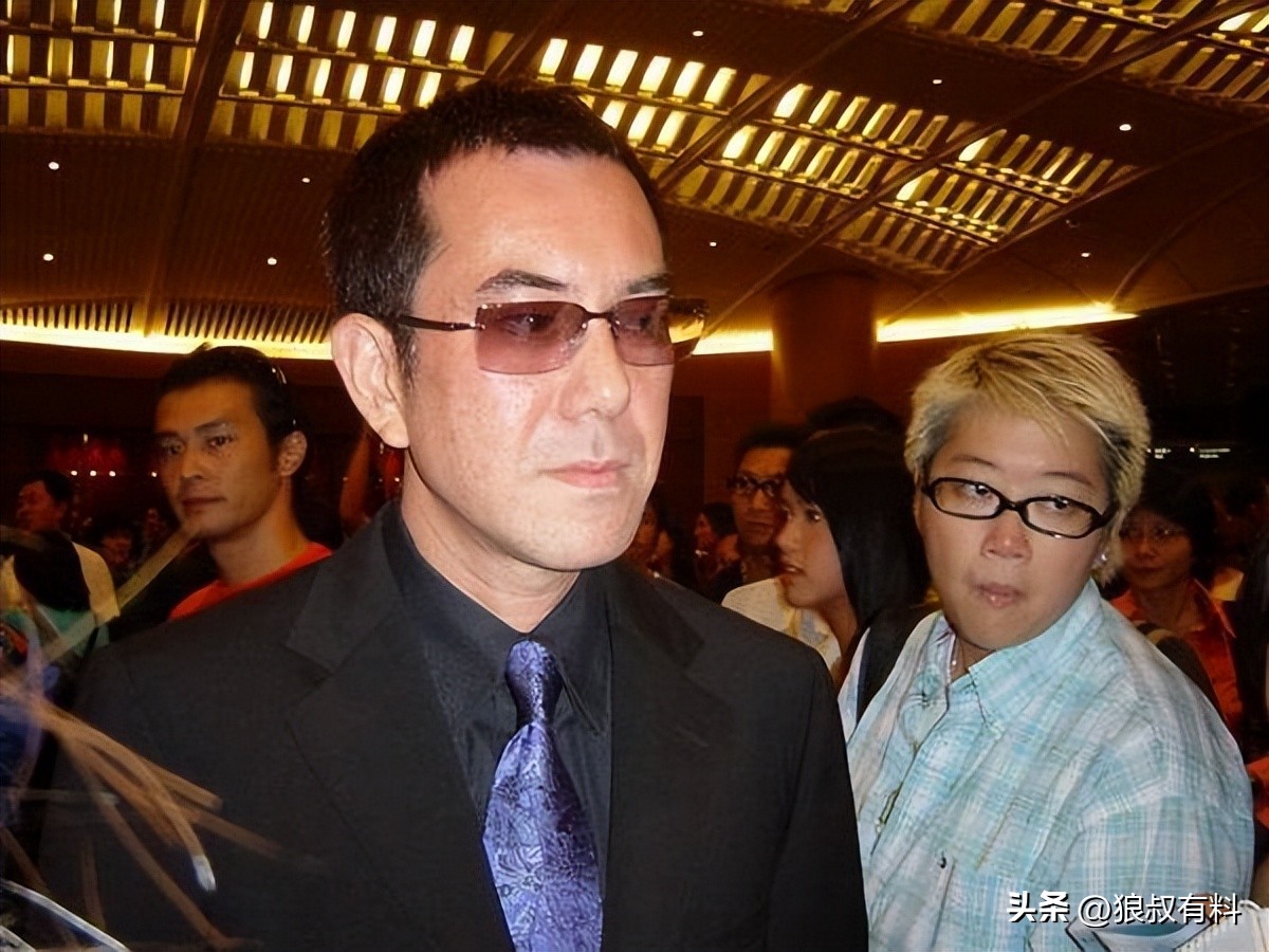 诋毁祖国、支持港独、端碗骂娘，盘点那些已经被曝光的劣迹艺人