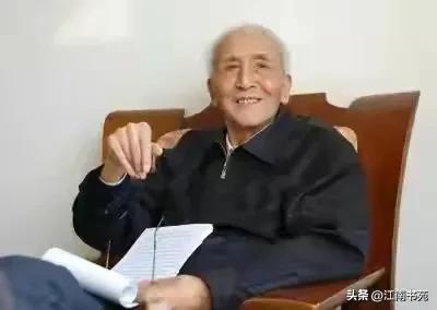 活过100岁的名家谈10大养生秘诀,百岁老人养生秘诀完整版