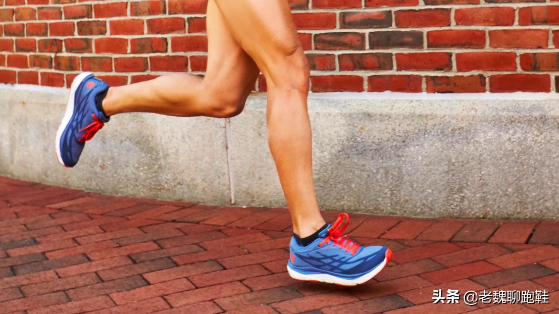 跑步新手怎么选跑鞋,跑步小白应该怎么选米