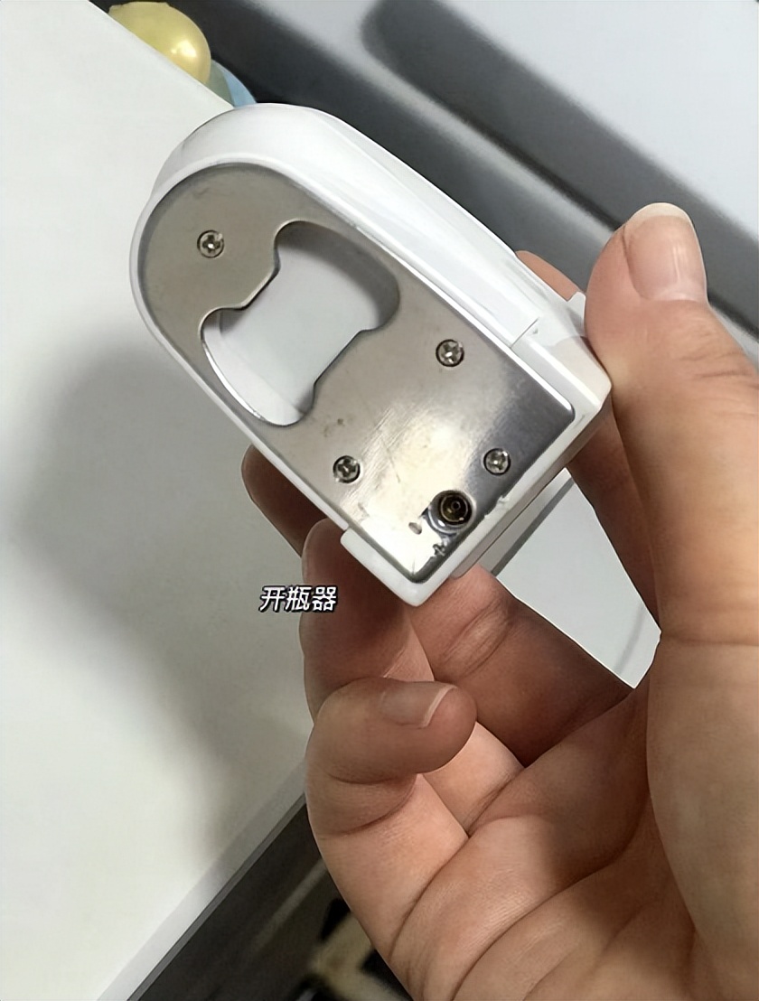 男人的新玩具？老公在某宝淘回一批奇葩好物，看着搞笑但也挺实用