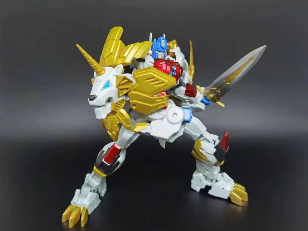 盘古模型白狮,盘古模型白狮擎天柱