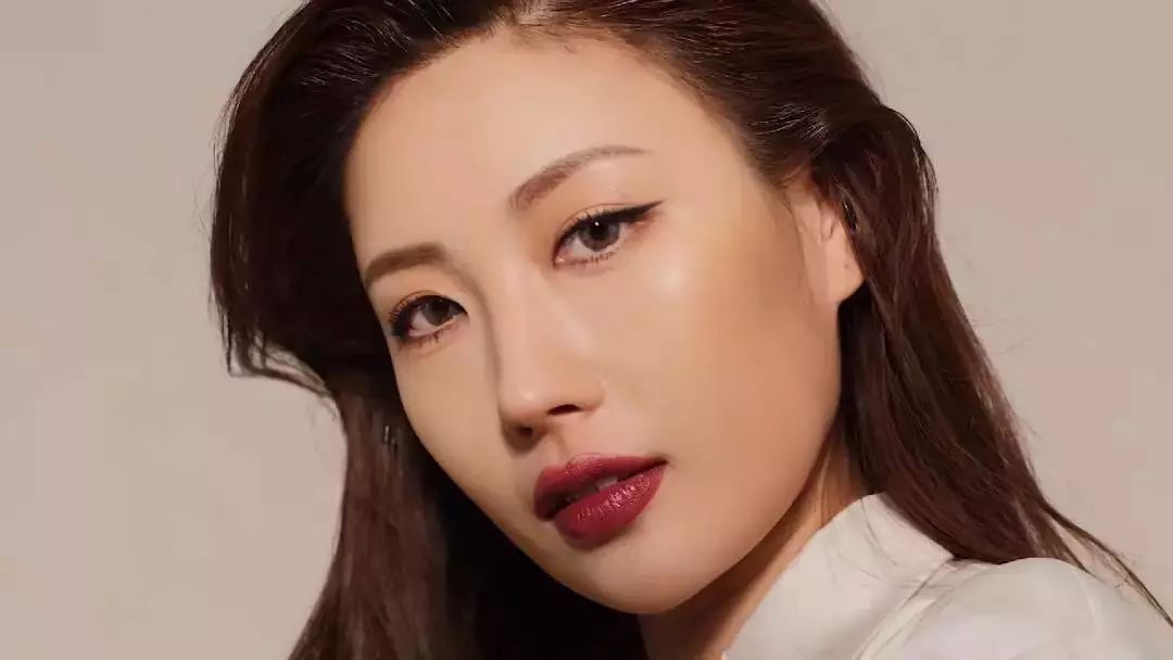 3ce眼影盘overtake橘棕盘画法,化妆眼影眼窝画法