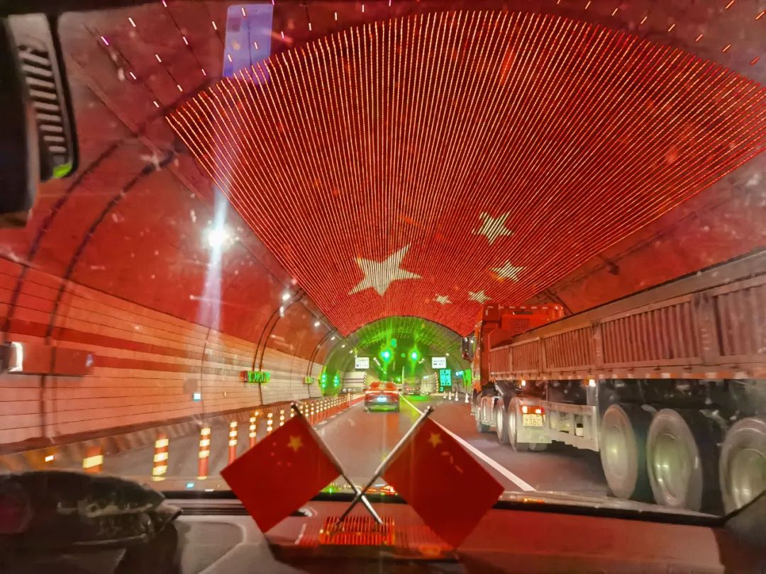 昆明到318川藏线自驾游详细攻略,南京出发318川藏线自驾游攻略