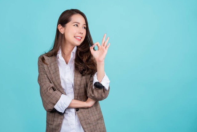 怎么解决女生对你忽冷忽热,追你女生对你忽冷忽热怎么办