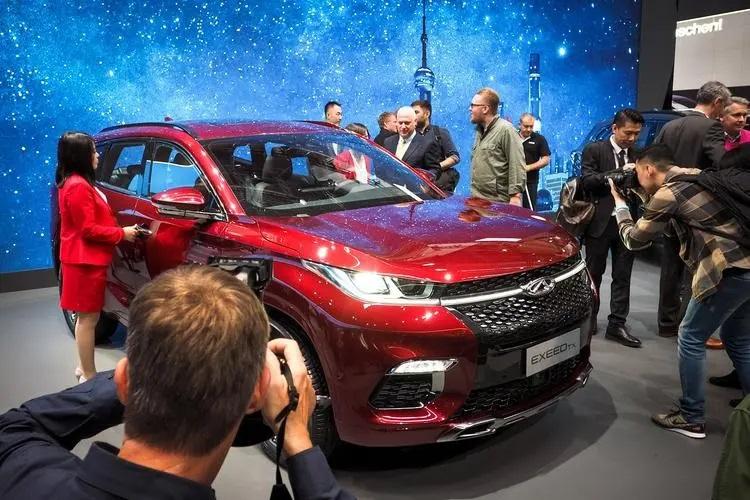 比亚迪海豹冠军版2024款测评,比亚迪海豹国产造车势力异军突起