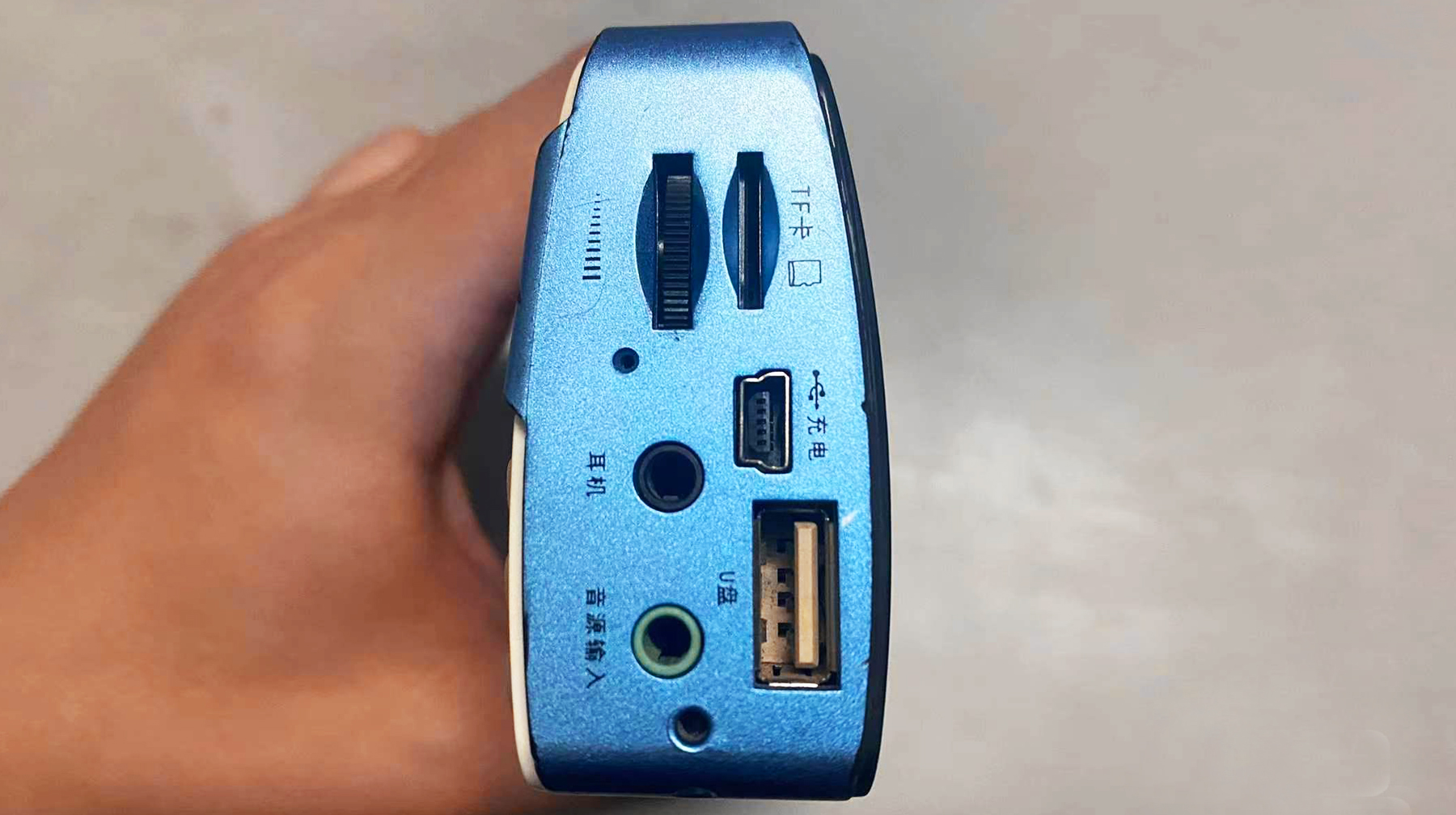 超强电池收音机,续航超长收音机