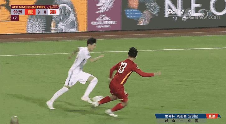 中国男足受伤后续,中国男足被打