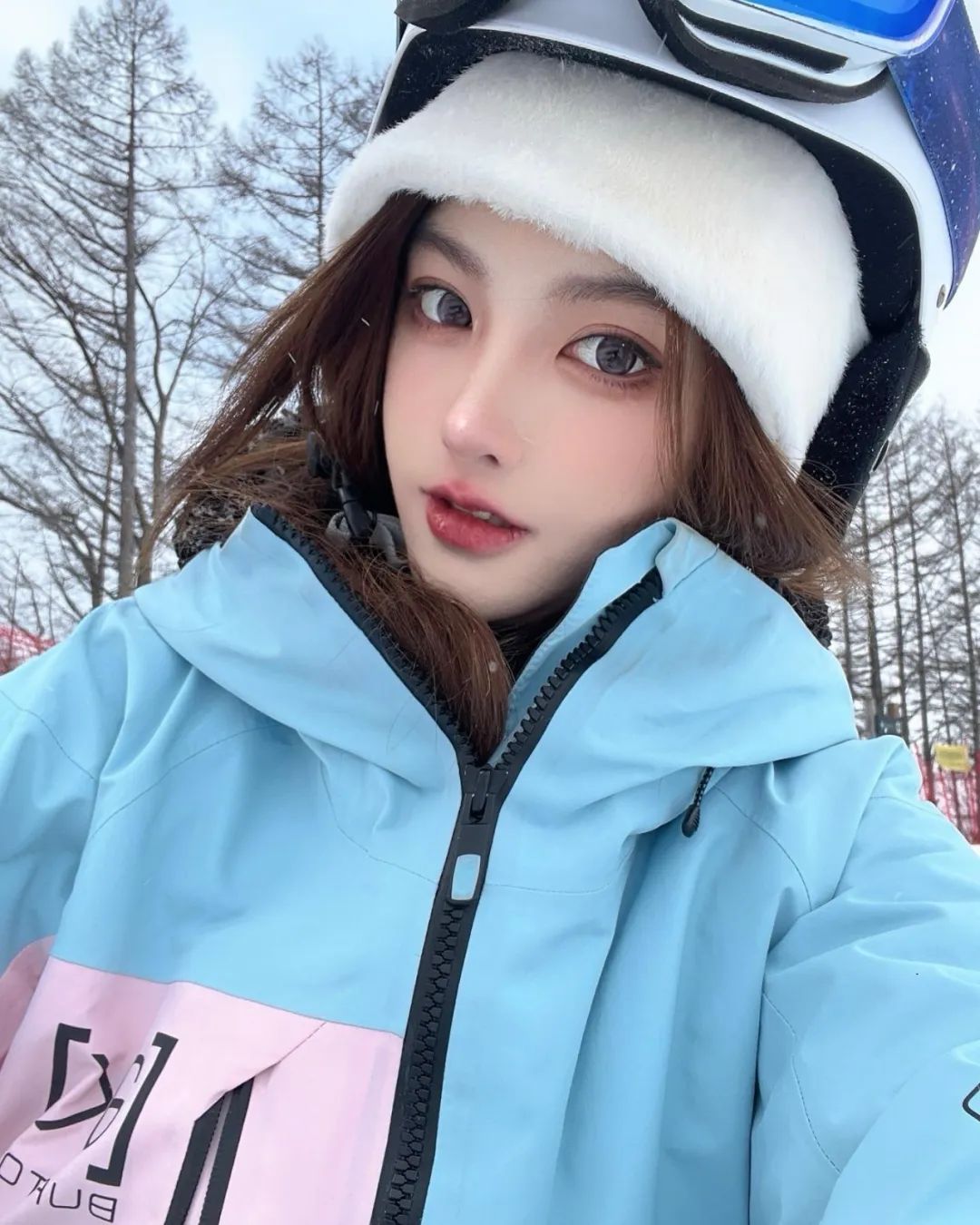 ins女神。如果不能一夜暴富，一夜抱你也好