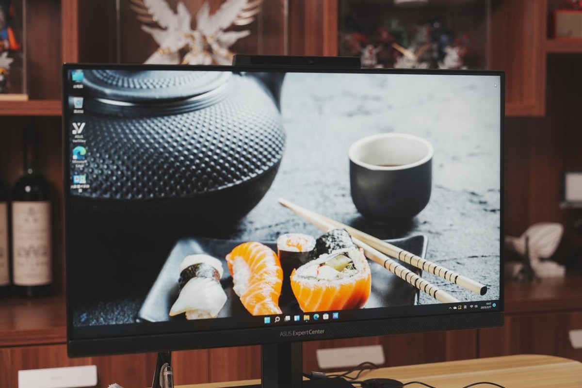 背后带触控屏幕的办公电脑见过吗？华硕弘道一体机A6640评测