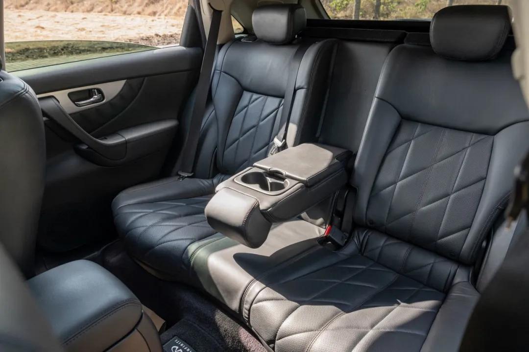 最新到店12款英菲尼迪fx35,买二手英菲尼迪fx35功能介绍