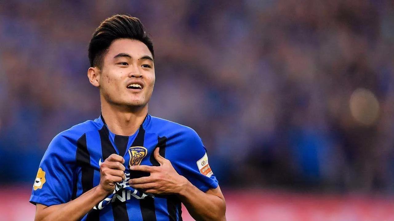 世界足坛十大超级巨星,世界足坛十大明星