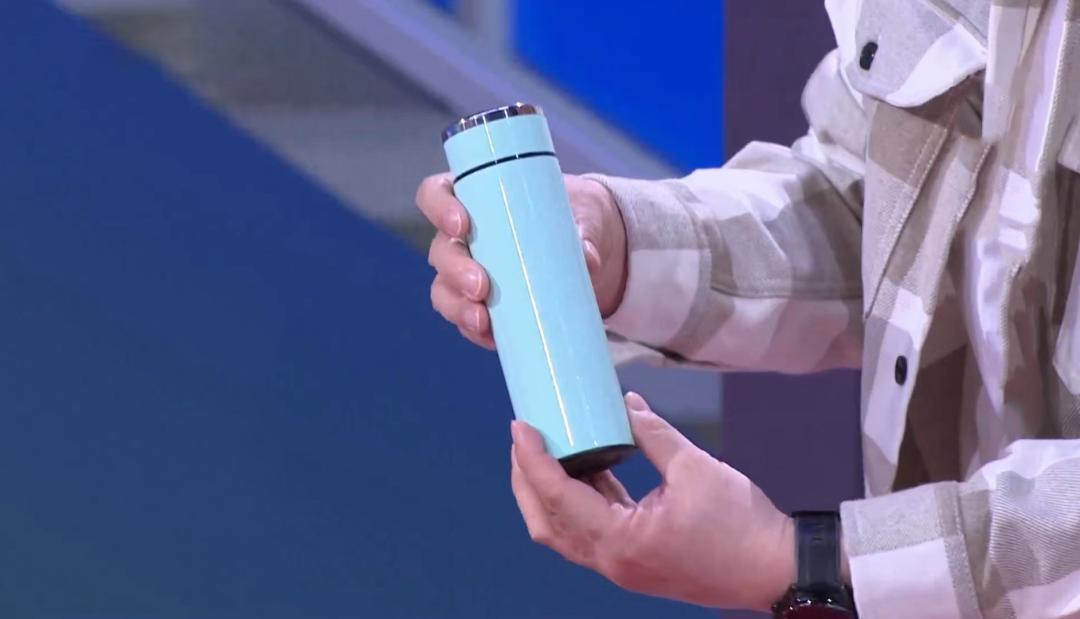 保温杯里的四种饮品不能放,这五种饮品不宜装进保温杯