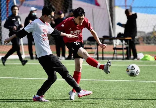 一周足球大事件,北京体育场改建专业足球场