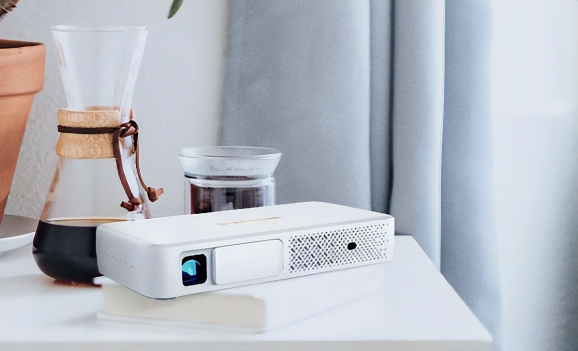 如何选择家用投影仪入门款,家用投影仪智能投影仪推荐