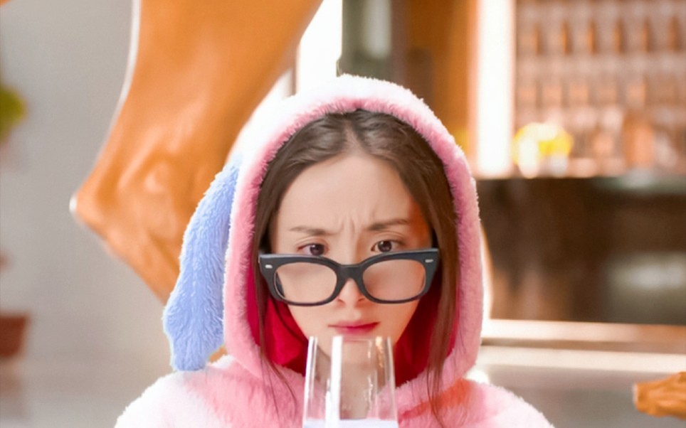 杨幂在日本有多火,杨幂被制成娃娃出售造型可爱