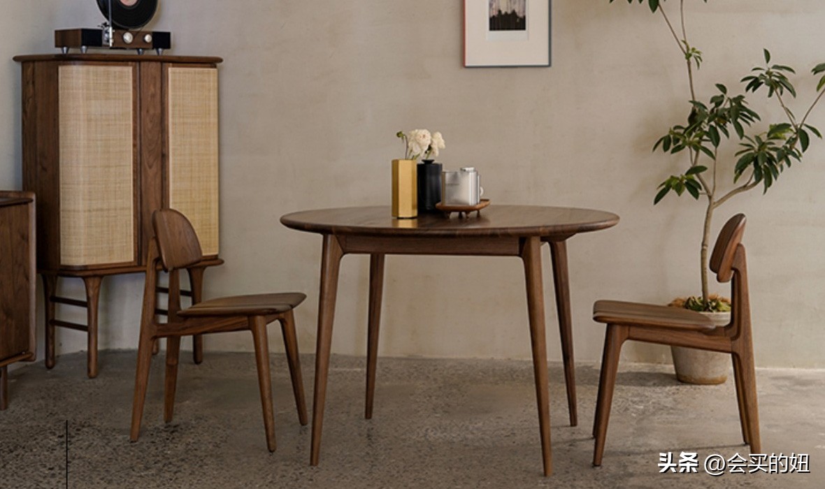 餐厅加厚实木餐桌纯实木,值得推荐的实木餐桌