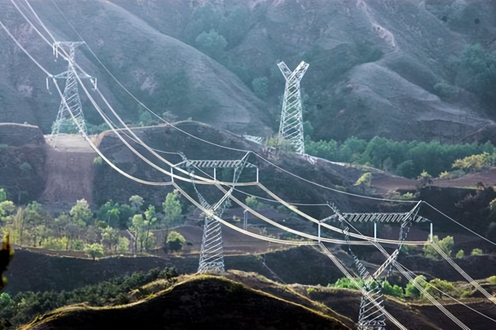 耗资1800亿白鹤滩超级水电站,耗资3200亿建造的白鹤滩水电站