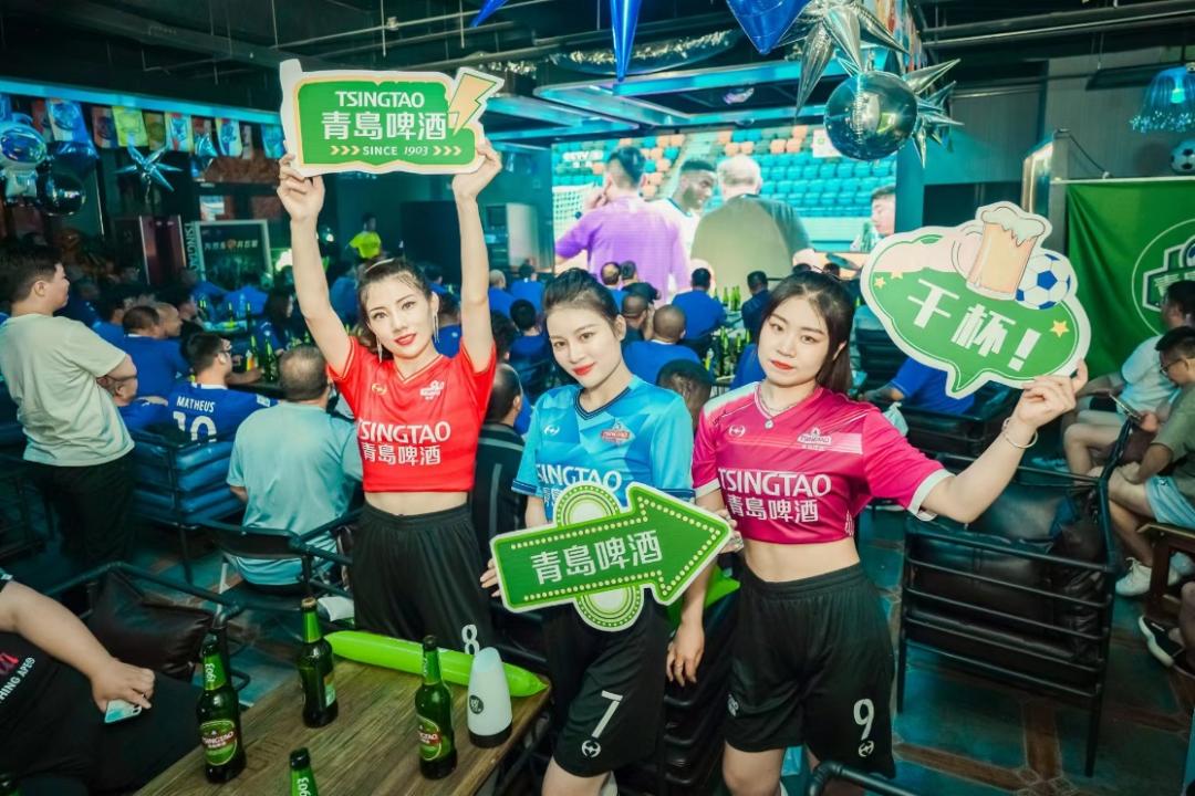 亮相即圈粉，青岛啤酒“足球表情包”火了