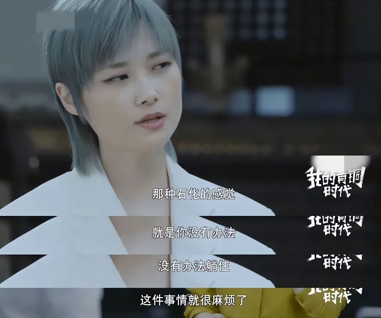 李宇春患病坐轮椅是真的吗,李宇春患重病坐轮椅出行