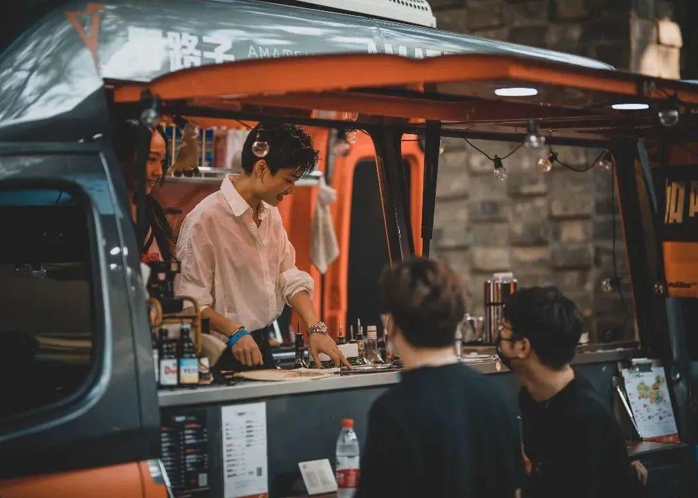 露营市场爆火会成为一个新风口吗,商场沉浸式露营