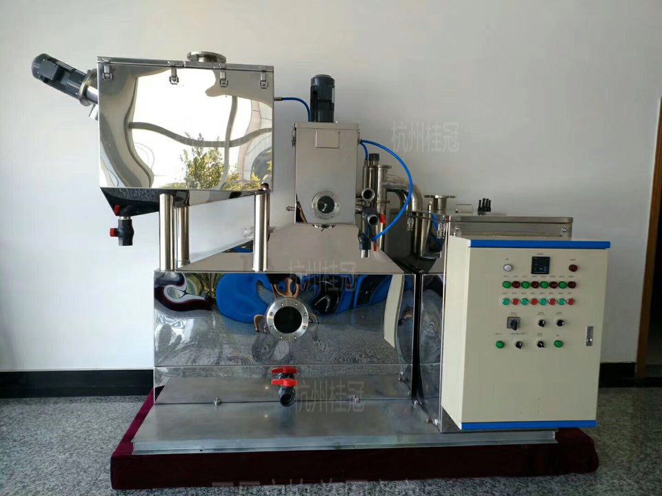 工业油水分离设备浮油,浮油处理器油水分离器是一样的吗