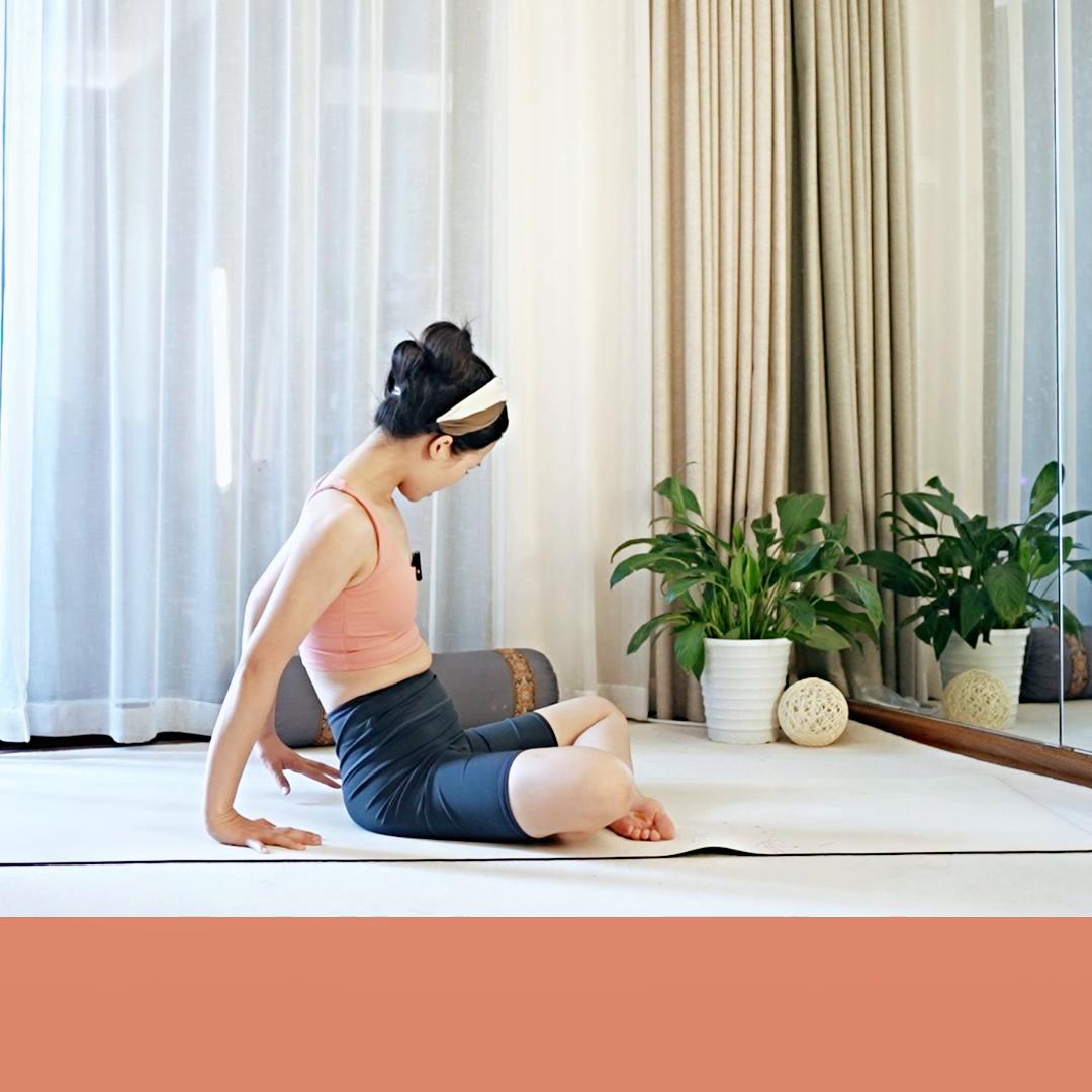 瑜伽腿部互相拉伸视频,瑜伽疏通肝胆经动作图片大全