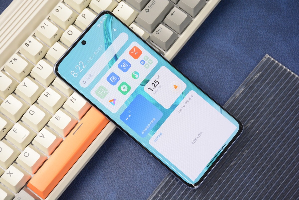 k50屏幕对比k50屏幕,k50电竞版屏幕是什么屏幕