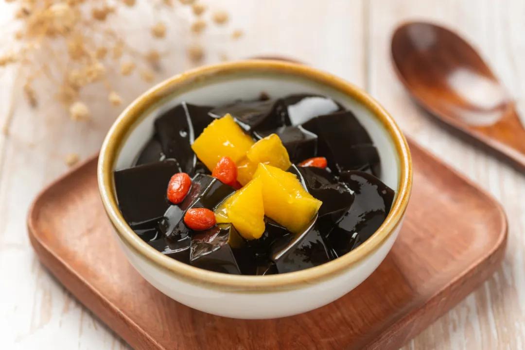 春季糖水广东30种糖水 (适合秋冬喝的广东糖水)