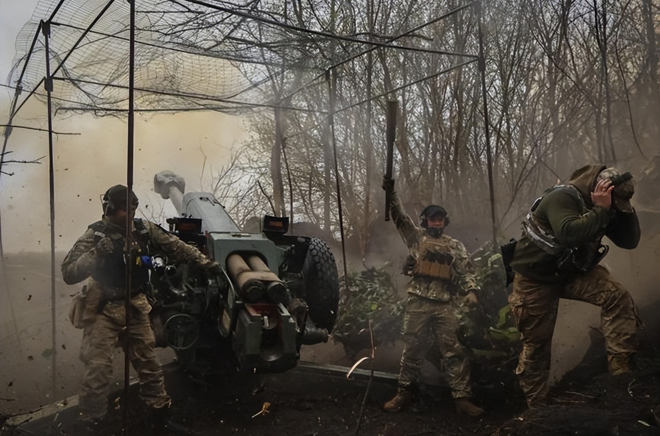 塞尔维亚武契奇面对俄罗斯,塞尔维亚武契奇接近俄罗斯原因