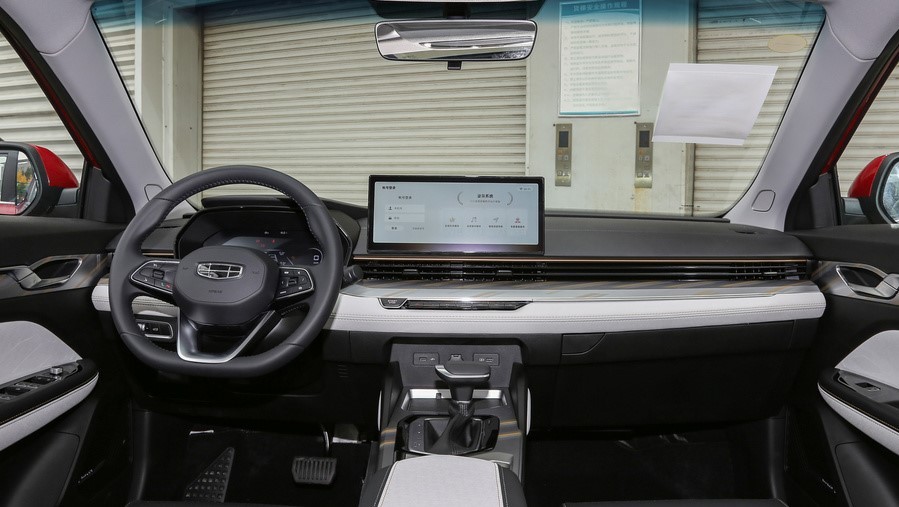 17款帝豪gl和18款帝豪gl对比,吉利帝豪gl和帝豪l的区别